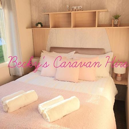 Becky'S Caravan At Marton Mere Blackpool Kültér fotó