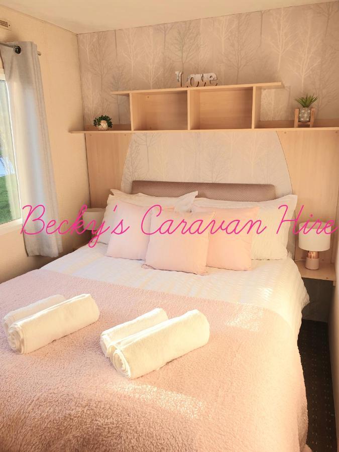 Becky'S Caravan At Marton Mere Blackpool Kültér fotó