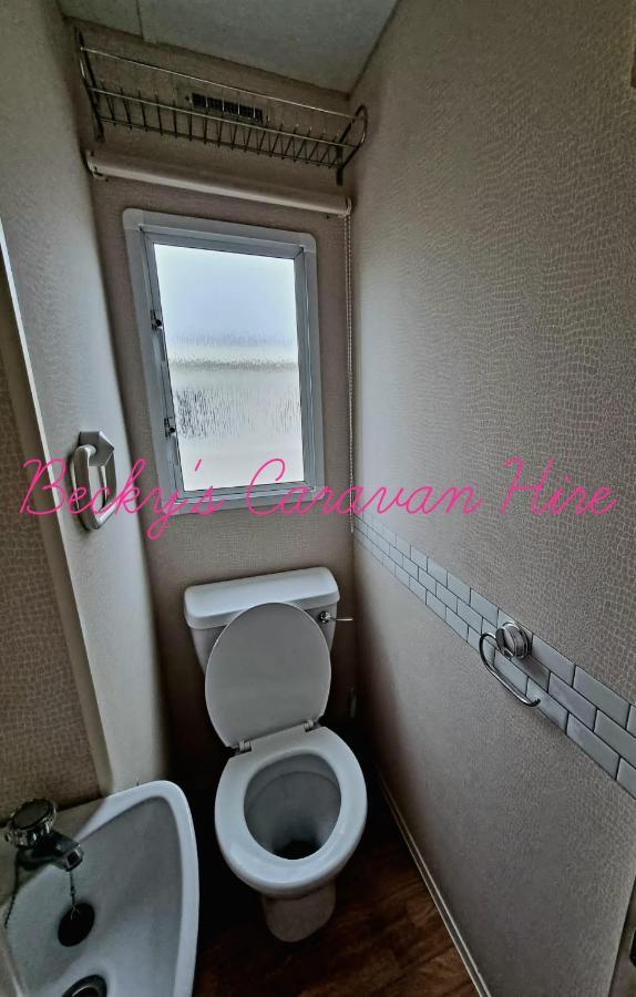 Becky'S Caravan At Marton Mere Blackpool Kültér fotó